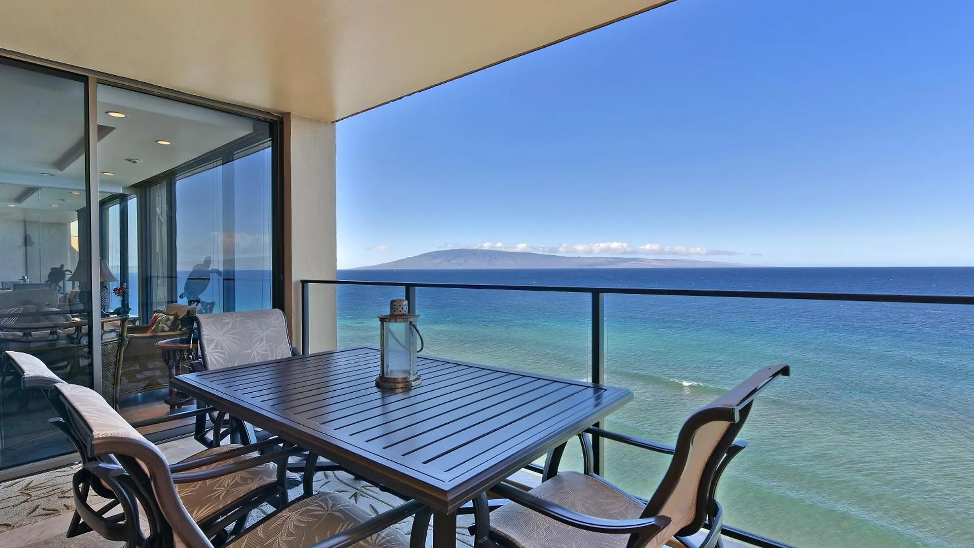 Top Floor Penthouse At The Mahana Lahaina Aparthotel