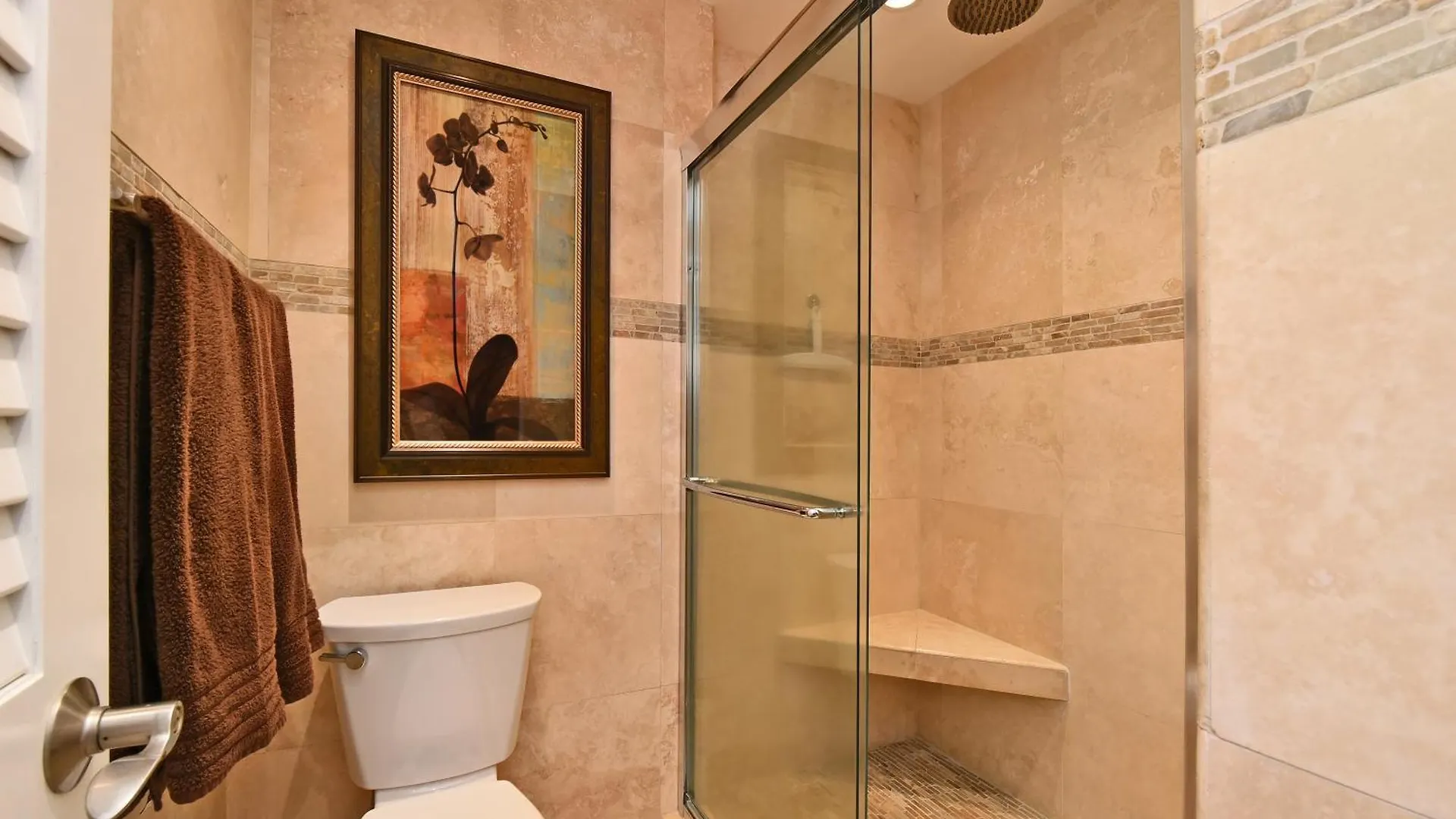 Top Floor Penthouse At The Mahana Lahaina Aparthotel